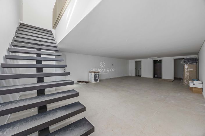 Image No.47-4 Bed Villa for sale