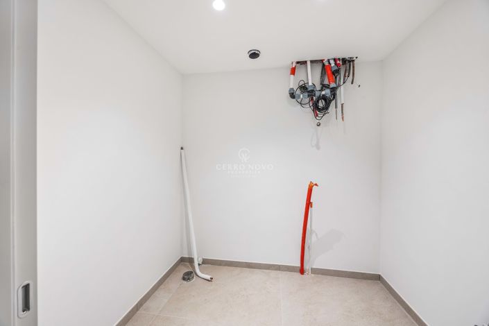 Image No.49-4 Bed Villa for sale