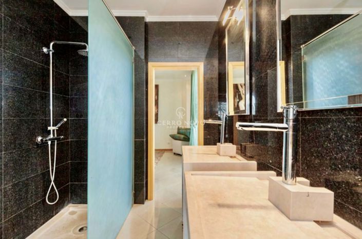 Image No.17-2 Bed Apartment for sale