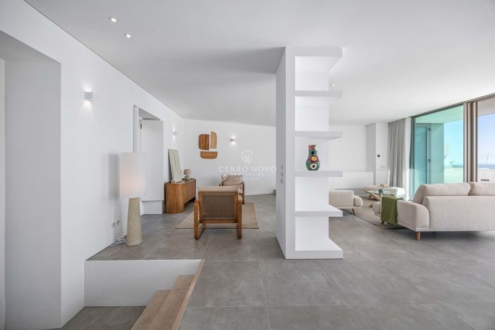 Image No.14-3 Bed Townhouse for sale