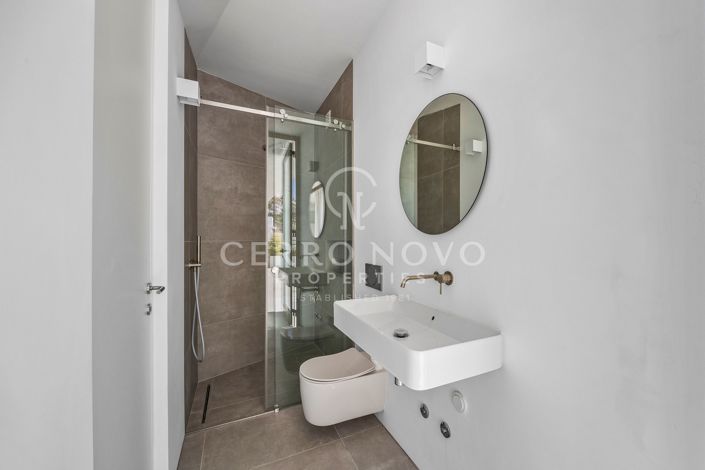 Image No.27-3 Bed Townhouse for sale