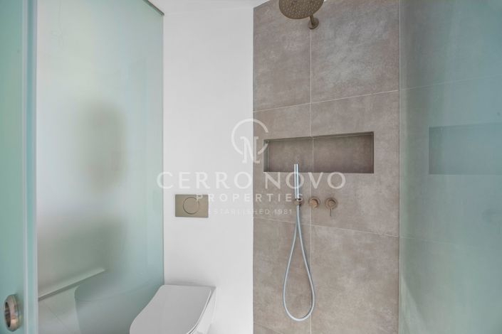 Image No.42-3 Bed Townhouse for sale