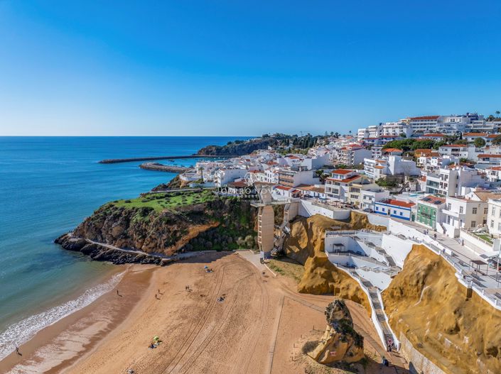 Image No.1-Villa de 5 chambres à vendre à Albufeira