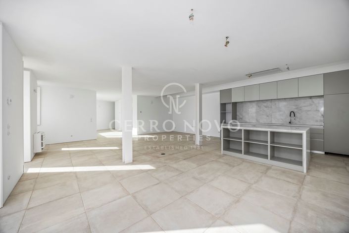 Image No.11-5 Bed Villa for sale
