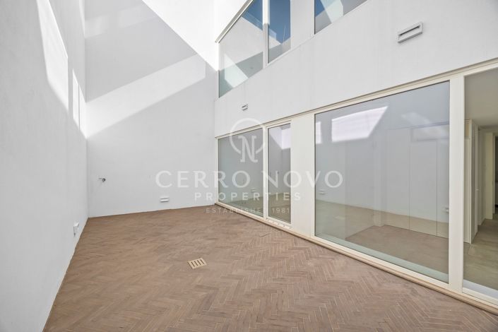 Image No.18-5 Bed Villa for sale