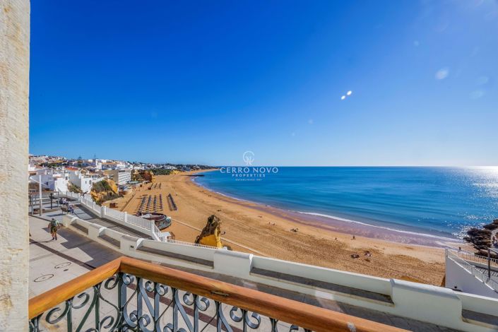 Image No.1-Villa de 8 chambres à vendre à Albufeira