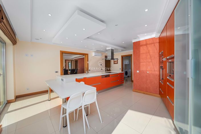 Image No.15-5 Bed Villa for sale