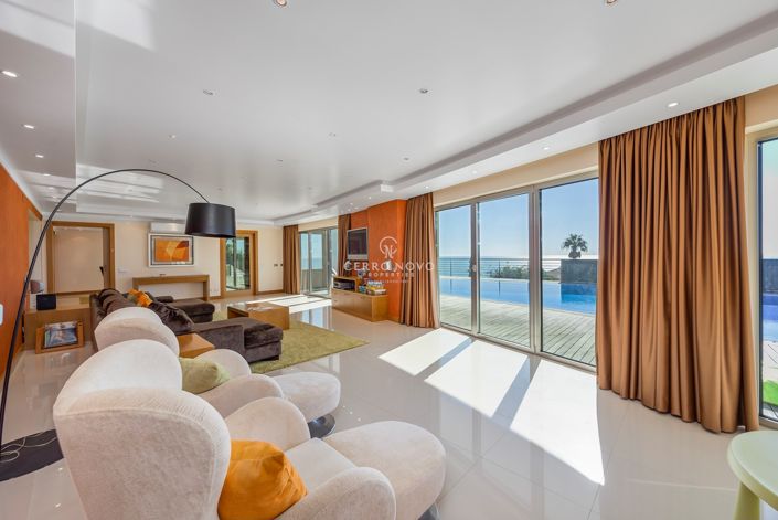 Image No.2-5 Bed Villa for sale