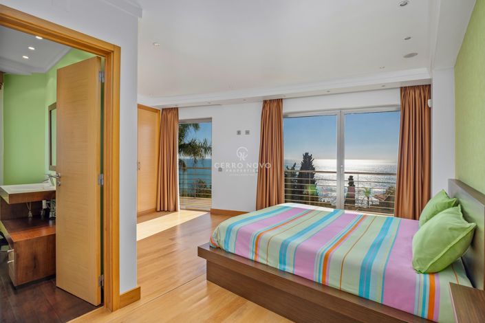 Image No.20-5 Bed Villa for sale