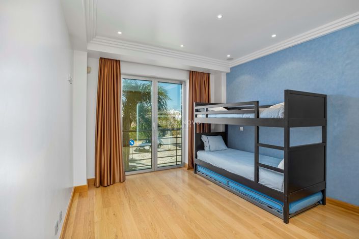 Image No.23-5 Bed Villa for sale
