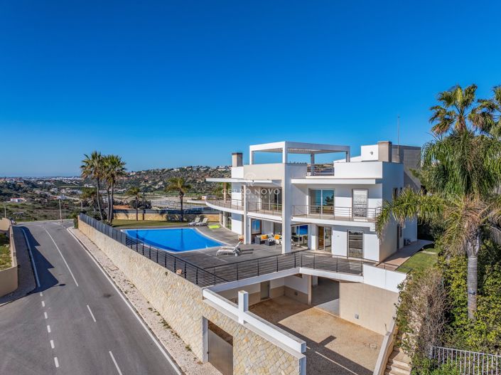 Image No.34-5 Bed Villa for sale