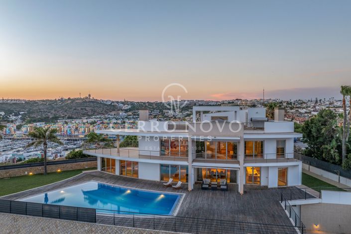 Image No.38-5 Bed Villa for sale