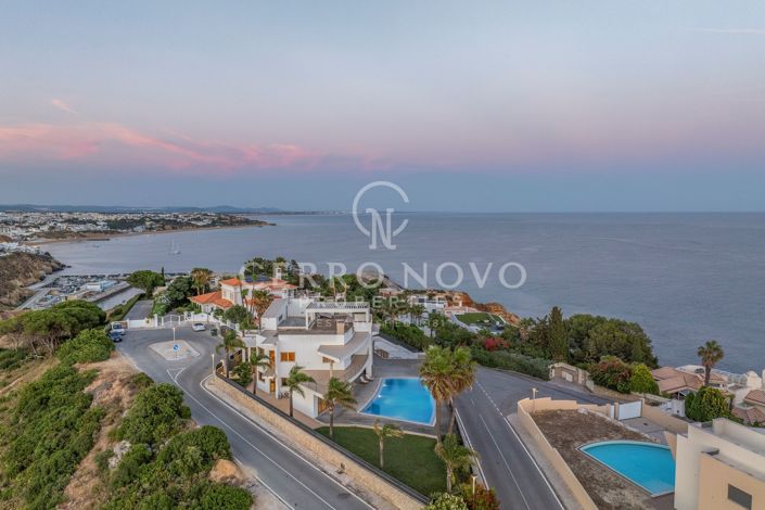 Image No.48-5 Bed Villa for sale