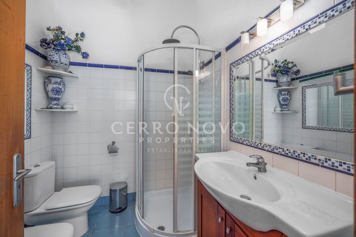 Image No.16-6 Bed Villa for sale