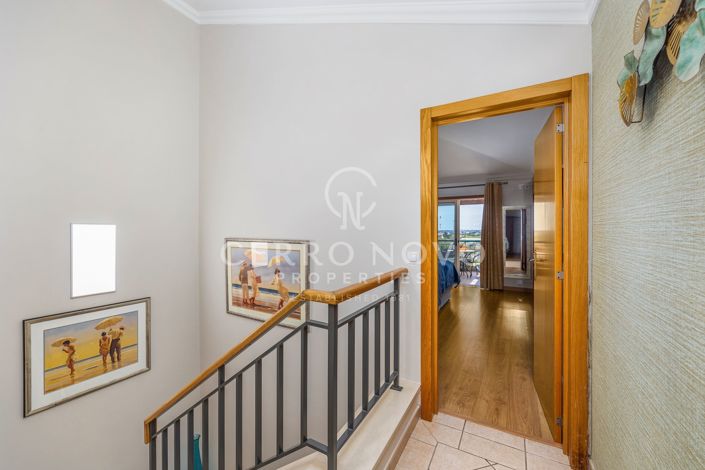 Image No.17-3 Bed Apartment for sale