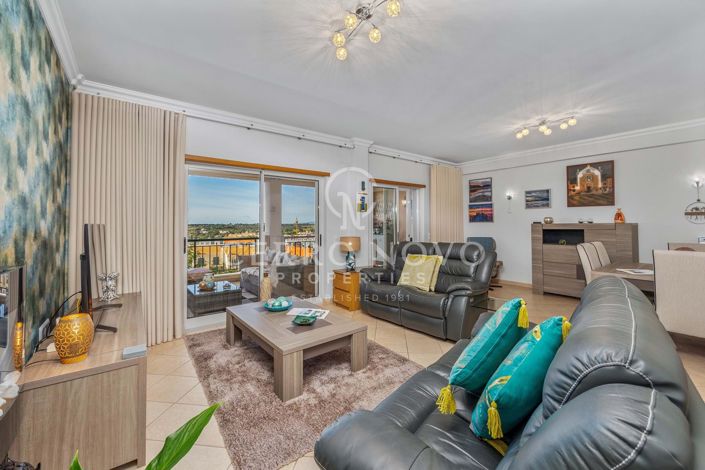 Image No.3-3 Bed Apartment for sale