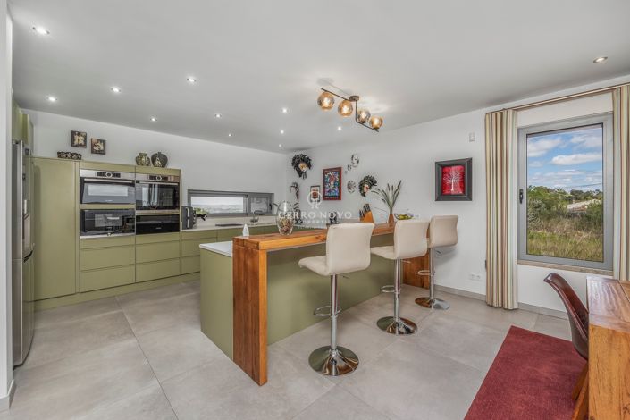 Image No.18-4 Bed Villa for sale