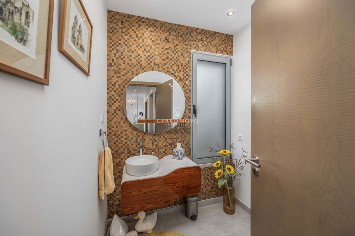 Image No.25-4 Bed Villa for sale