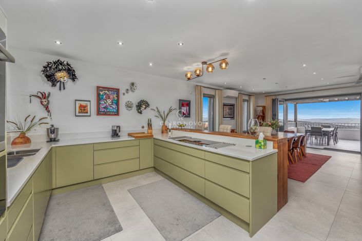 Image No.4-4 Bed Villa for sale