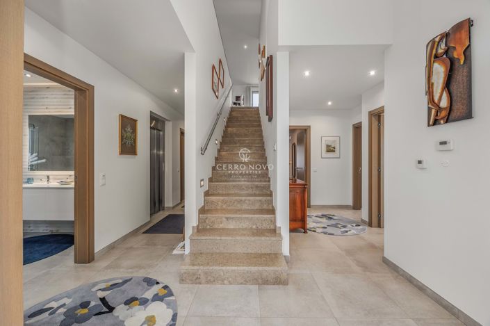 Image No.7-4 Bed Villa for sale