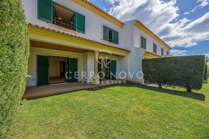 Image No.2-4 Bed Townhouse for sale