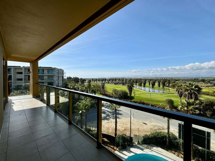 Image No.29-3 Bed Apartment for sale