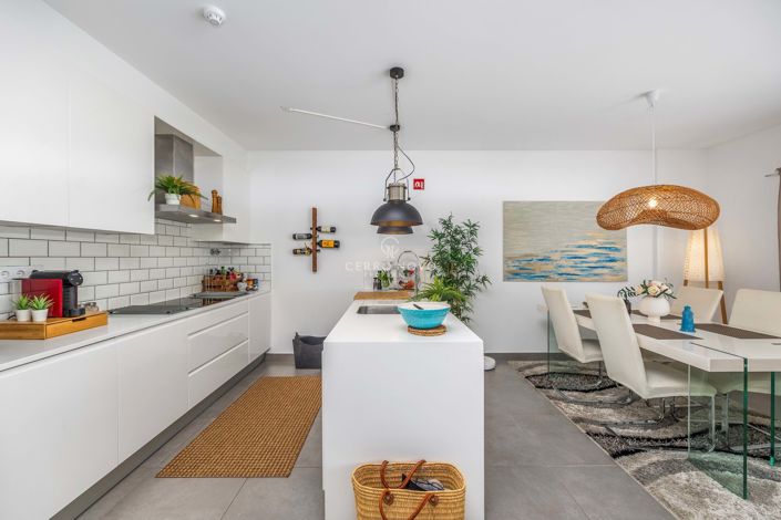 Image No.11-2 Bed Apartment for sale