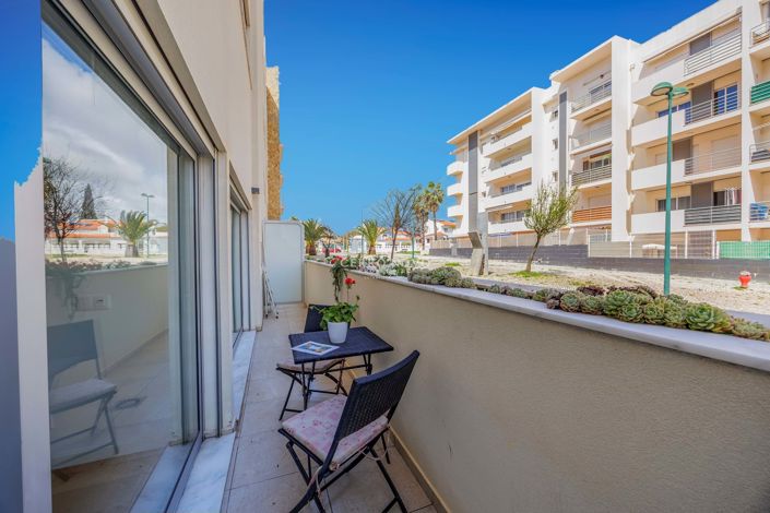 Image No.18-2 Bed Apartment for sale