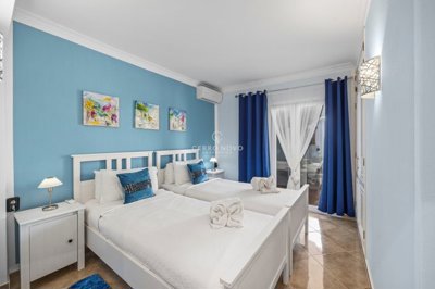 2419-245506-d4a7072701644bd18f6c9ffe77b802fa4