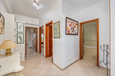 2419-342824-d4a7072701644bd18f6c9ffe77b802fa4