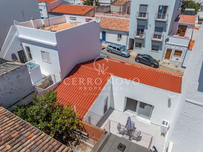 Image No.13-2 Bed Villa for sale