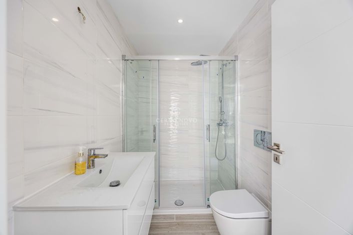 Image No.23-2 Bed Villa for sale