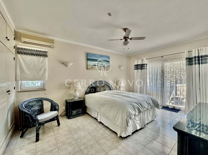 Image No.17-4 Bed Villa for sale