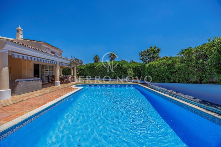 Image No.25-4 Bed Villa for sale