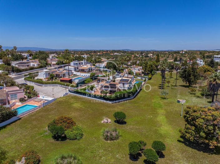 Image No.30-4 Bed Villa for sale