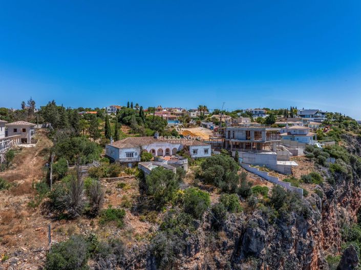 Image No.1-5 Bed Land for sale