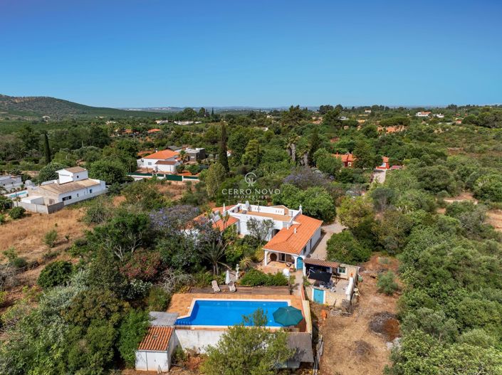 Image No.1-3 Bed Villa for sale