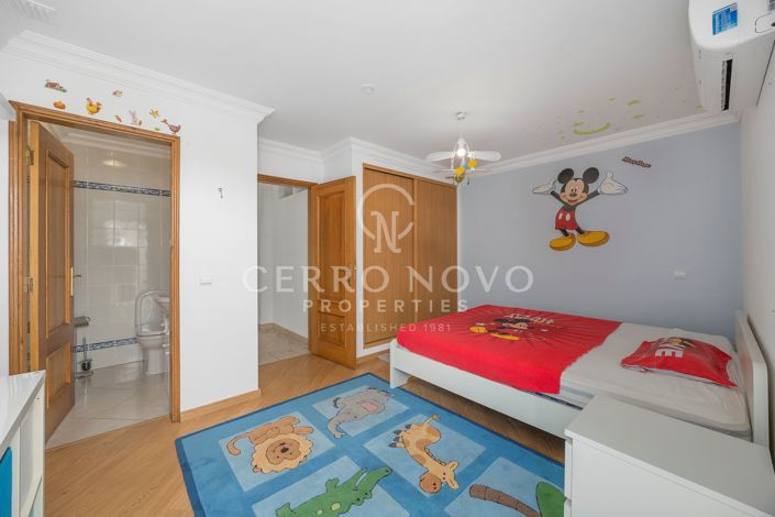 Image No.18-2 Bed Villa for sale