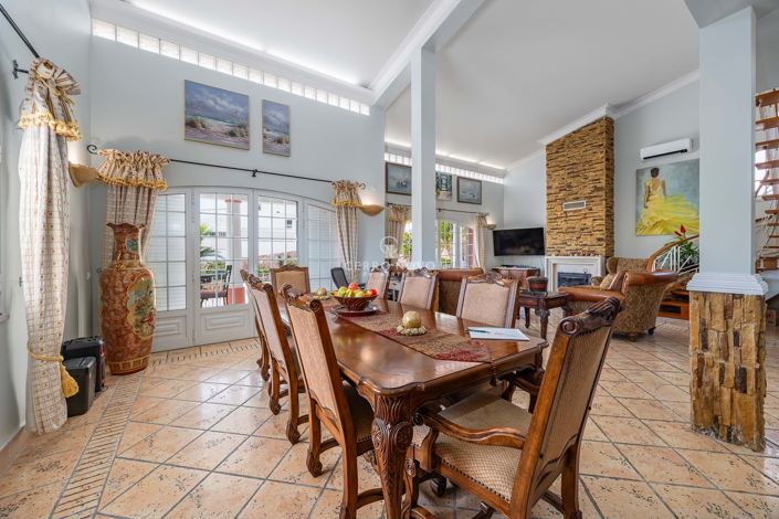 Image No.5-Villa de 5 chambres à vendre à Guia