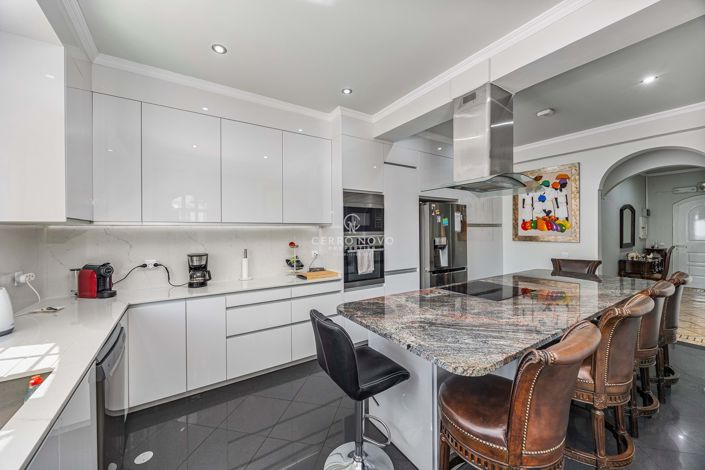 Image No.7-Villa de 5 chambres à vendre à Guia