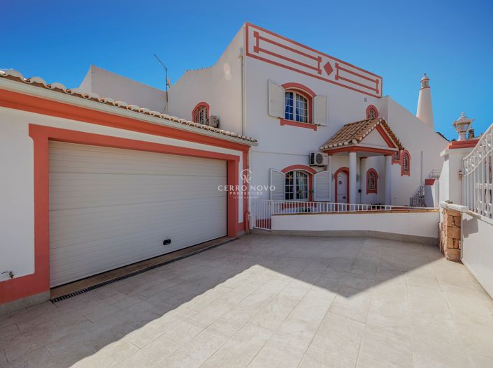 Image No.11-Villa de 5 chambres à vendre à Guia