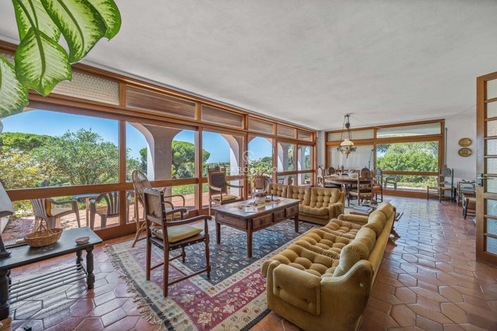 Image No.2-5 Bed Villa for sale