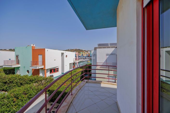 Image No.15-3 Bed Villa for sale