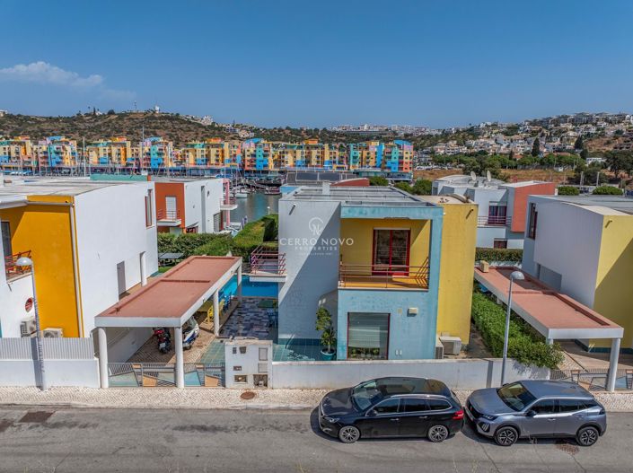 Image No.24-3 Bed Villa for sale