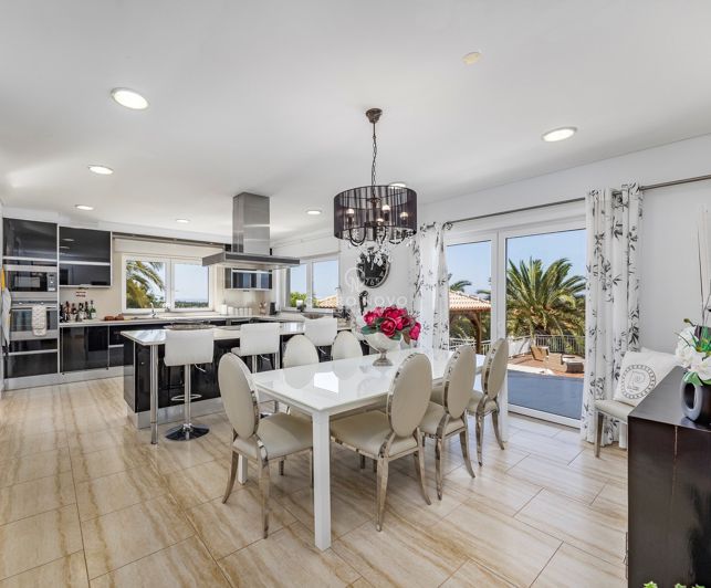 Image No.3-Villa de 6 chambres à vendre à Albufeira