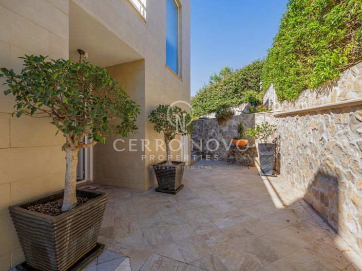 Image No.20-4 Bed Villa for sale