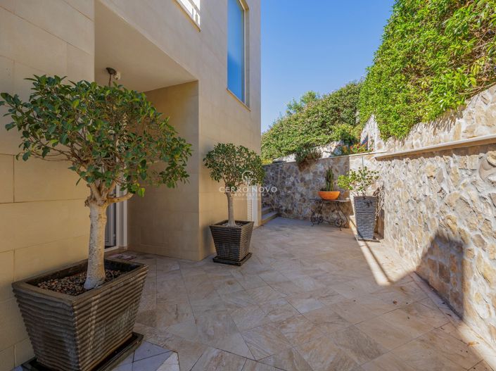 Image No.20-4 Bed Villa for sale