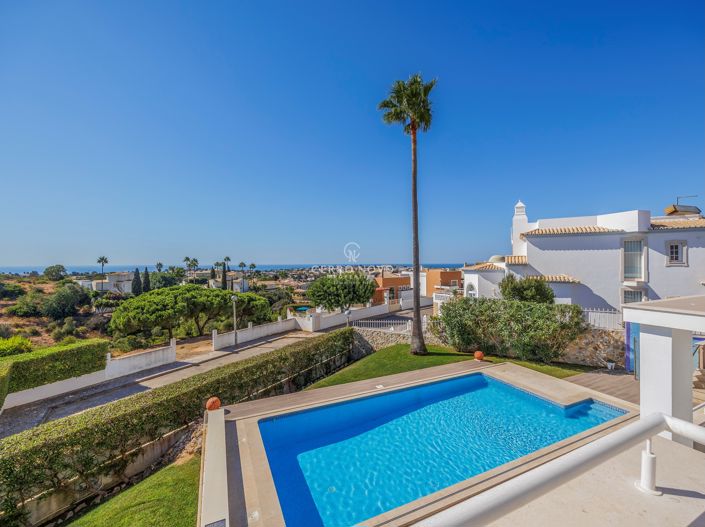 Image No.30-4 Bed Villa for sale