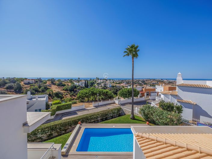 Image No.32-4 Bed Villa for sale