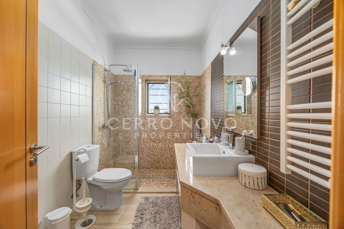 Image No.37-4 Bed Villa for sale